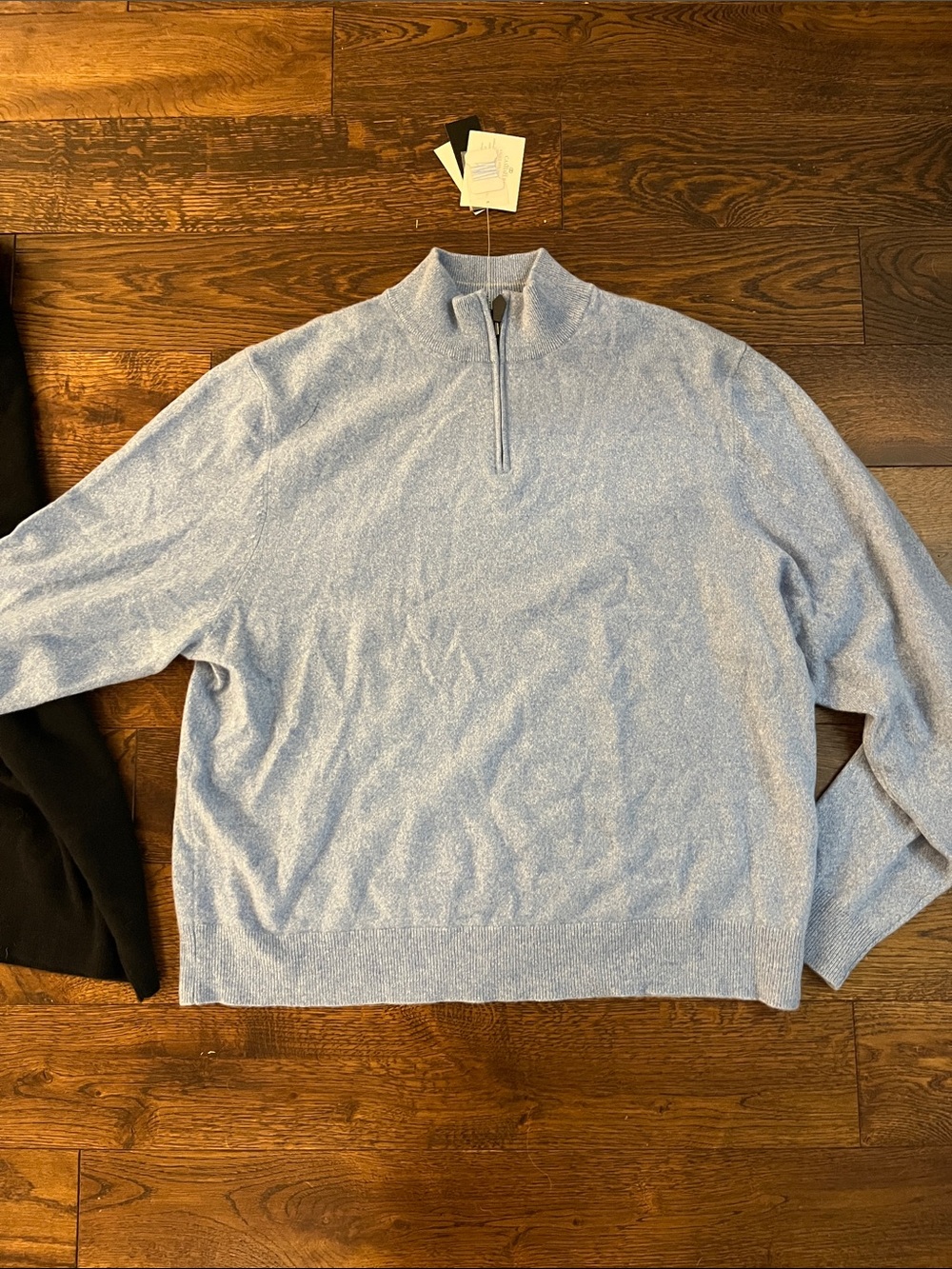 ANY OFFER Cashmere Bloomingdale's Light Blue and Black Men's Zip-Up Sweaters - Picture 3 of 9